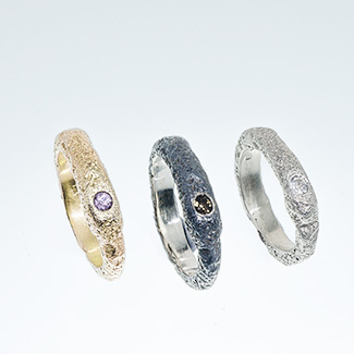 wolke 04 / ring, silver + yellow-sapphire or black-crystal